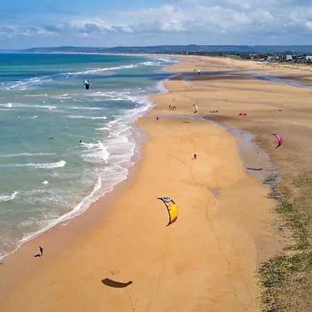 - Franceville 200 M De La * Merville-Franceville-Plage