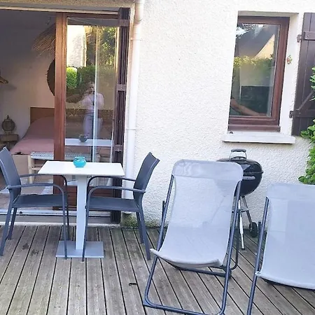 - Franceville 200 M De La Merville-Franceville-Plage