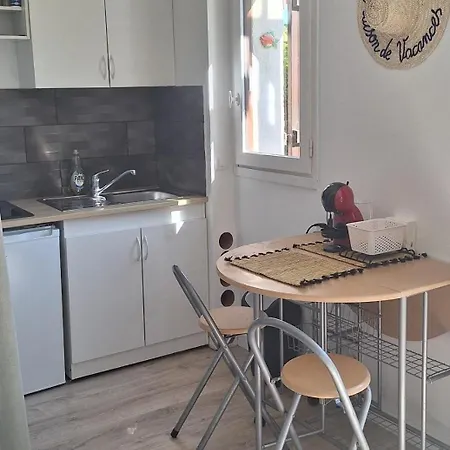 - Franceville 200 M De La Merville-Franceville-Plage