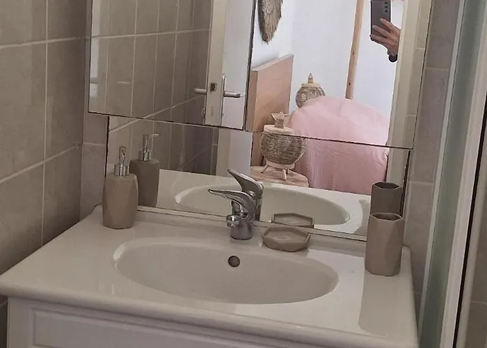 Appartamento - Franceville 200 M De La *