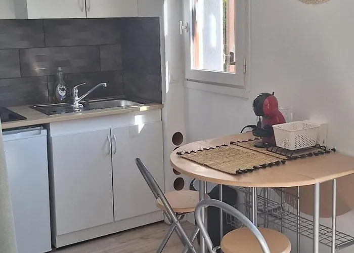 - Franceville 200 M De La Merville-Franceville-Plage